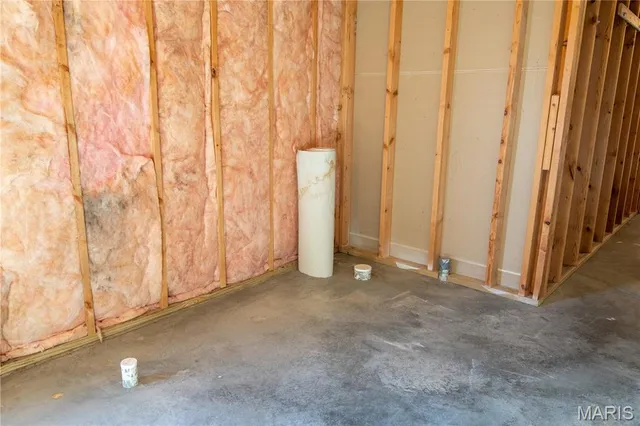 $224,900 | 913 Crestview Lane, Perryville, MO 63775