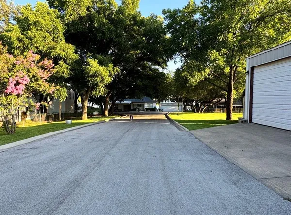 $575,000 | 530 Farm To Market Road 3003, Graham, TX 76450