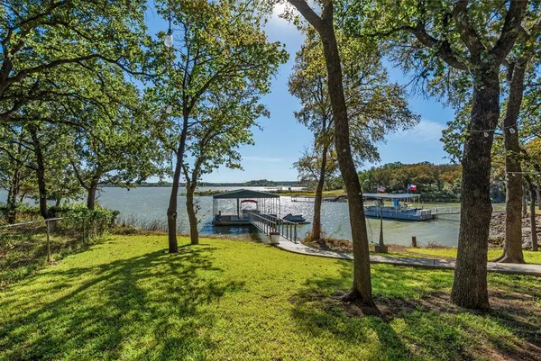 $585,000 | 530 Farm To Market Road 3003, Graham, TX 76450