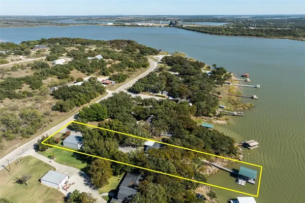 $585,000 | 530 Farm To Market Road 3003, Graham, TX 76450