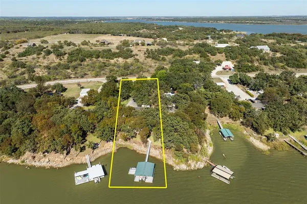 $585,000 | 530 Farm To Market Road 3003, Graham, TX 76450