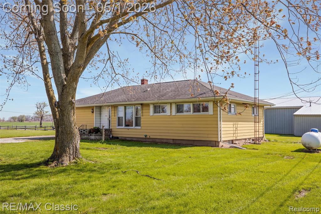 11024 Dennison Road Milan, MI 48160 - Photo 3 of 28