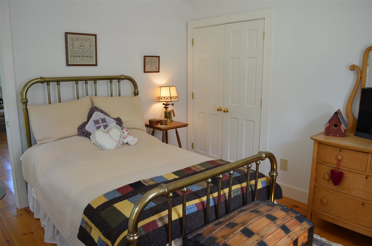 1309 South Hill Road Ludlow, VT 05149 - Photo 12 of 37