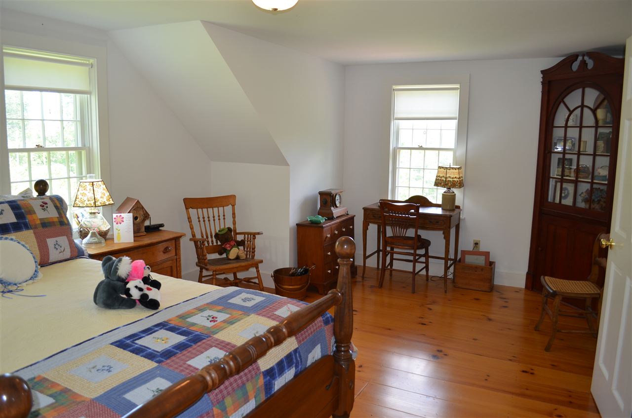 1309 South Hill Road Ludlow, VT 05149 - Photo 17 of 37