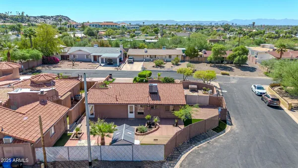 $700,000 | 1448 East Royal Palm Road, Phoenix, AZ 85020
