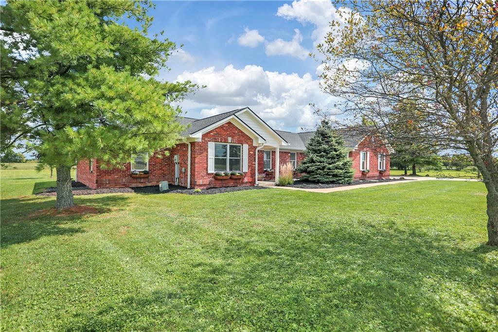 20707 Mule Barn Road Sheridan, IN 46069 - Photo 2 of 52