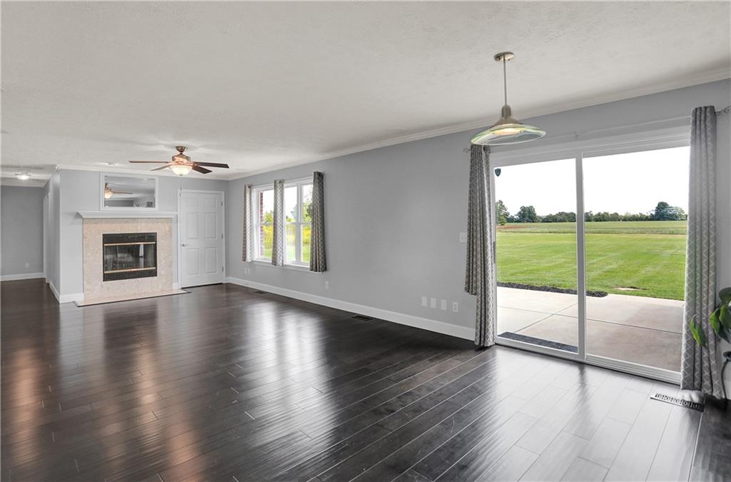 20707 Mule Barn Road Sheridan, IN 46069 - Photo 8 of 52