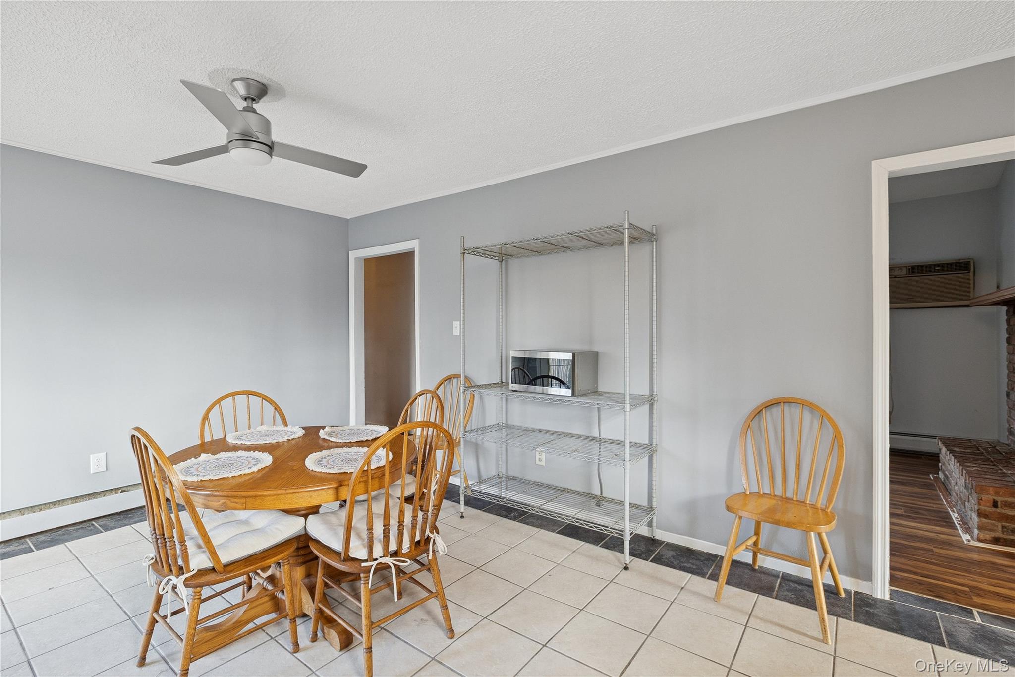 361 Decatur Avenue Shirley, NY 11967 - Photo 30 of 33 Dining Area