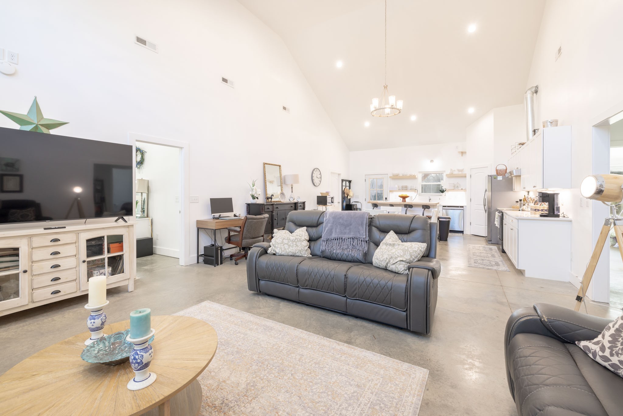 1525 Sumac Lane Columbia, TN 38401 - Photo 7 of 70