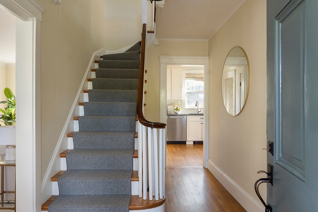 46 Randlett Park Newton, MA 02465 - Photo 2 of 19