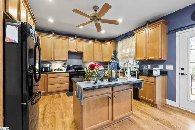 $399,999 | 106 Linkside Drive, Anderson, SC 29621