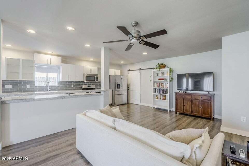 1422 East Windsor Avenue Phoenix, AZ 85006 - Photo 12 of 33 20250626165254897925000000-o