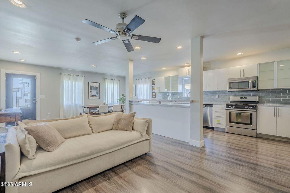 1422 East Windsor Avenue Phoenix, AZ 85006 - Photo 14 of 33 20250626165257461908000000-o