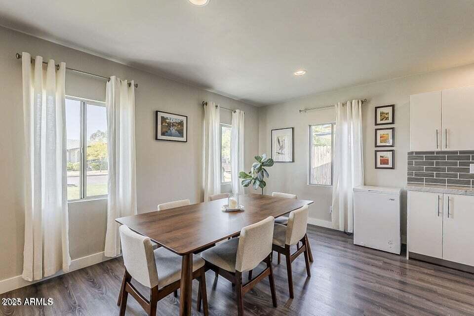 1422 East Windsor Avenue Phoenix, AZ 85006 - Photo 7 of 33 20250429163632199119000000-o