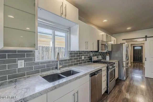 $2,900 | 1422 East Windsor Avenue, Phoenix, AZ 85006