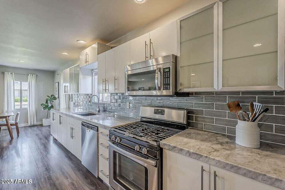 1422 East Windsor Avenue Phoenix, AZ 85006 - Photo 9 of 33 20250429163638113058000000-o