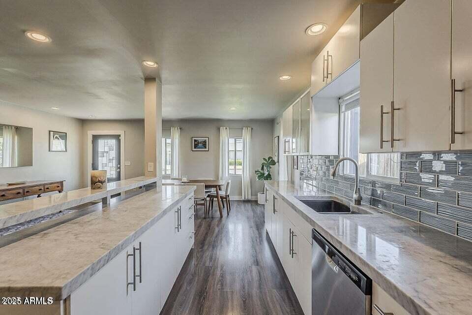 1422 East Windsor Avenue Phoenix, AZ 85006 - Photo 10 of 33 20250429163639134364000000-o