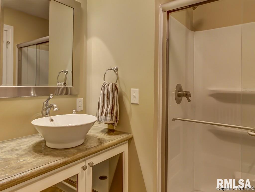 1620 Hoechester Road Springfield, IL 62712 - Photo 26 of 31