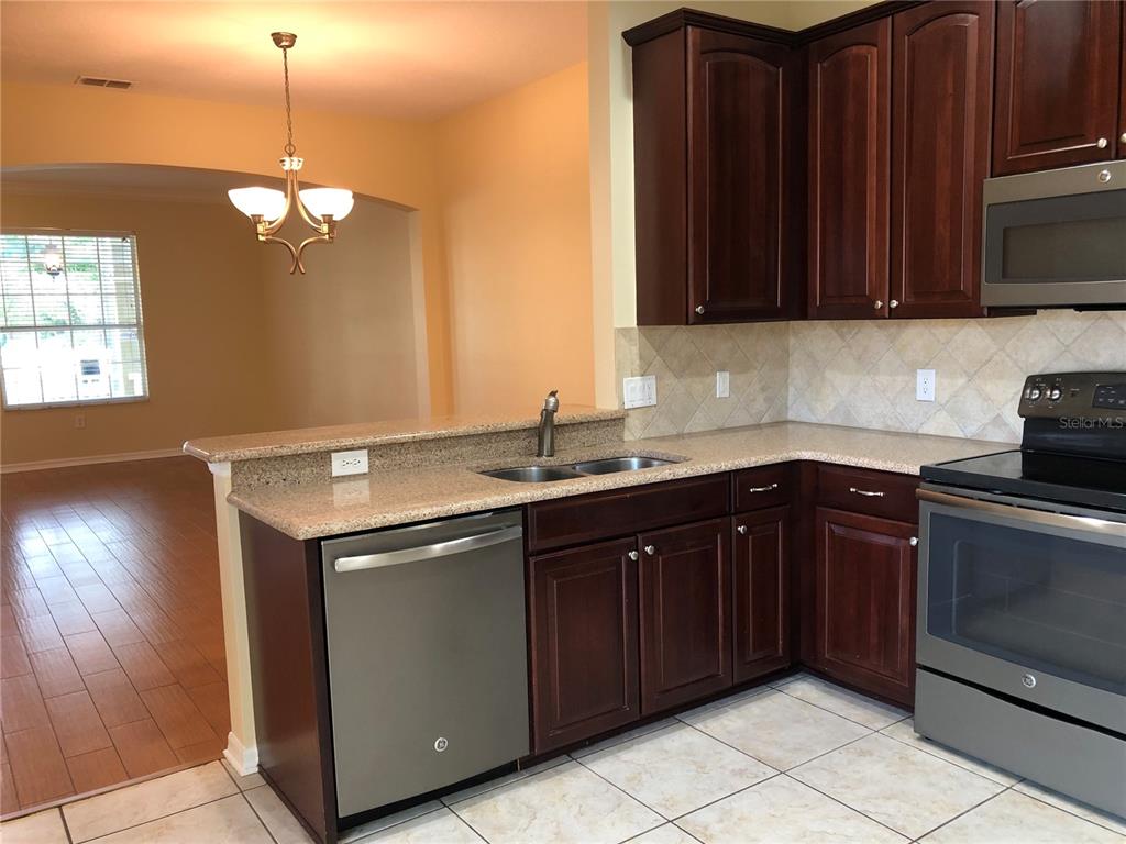 5567 Somersby Road Windermere, FL 34786 - Photo 8 of 40
