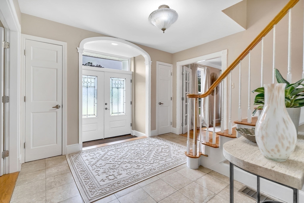72 Rinnock Road Fitchburg, MA 01420 - Photo 4 of 32 Gallery Image 4