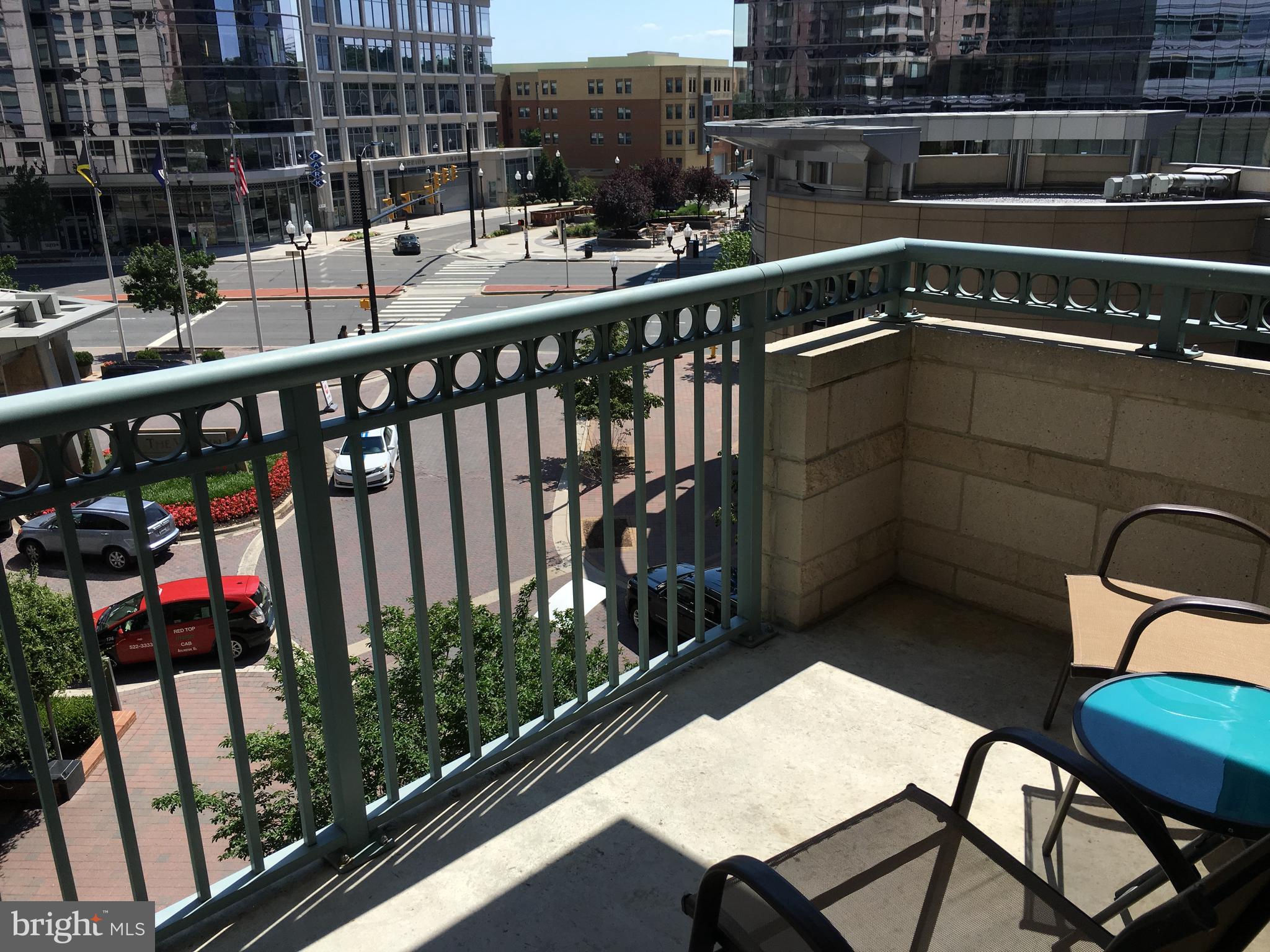 851 North Glebe Road, Unit 419 Arlington, VA 22203 - Photo 19 of 19 a view of a balcony with chairs