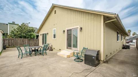 $699,000 | 640 Elsa Drive, Santa Rosa, CA 95407
