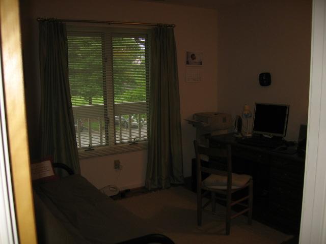 835 Gangplank Road, Unit 117 Moneta, VA 24121 - Photo 10 of 11 a room that has a bed and a window