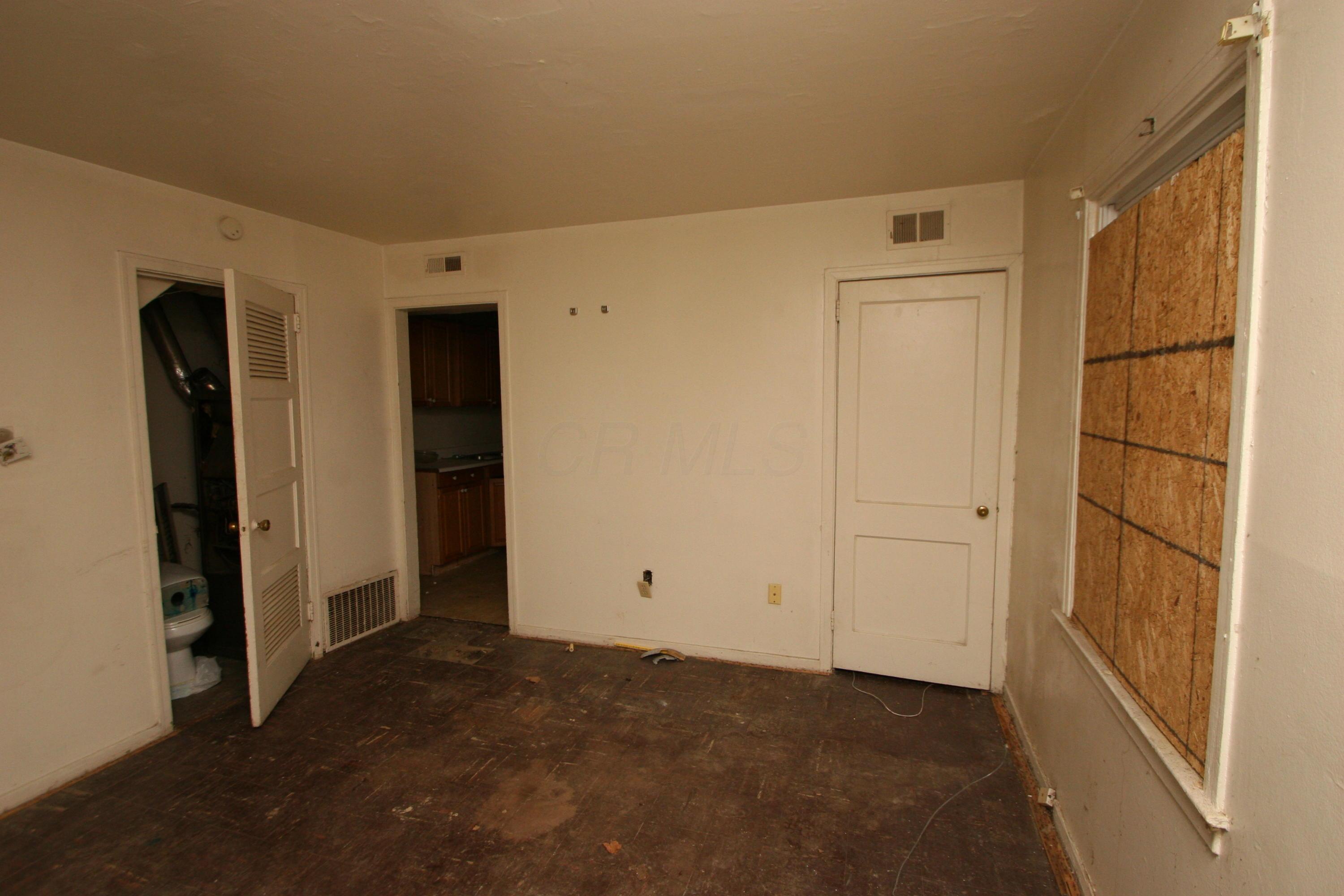 662-664 South Hamilton Road Whitehall, OH 43213 - Photo 24 of 26
