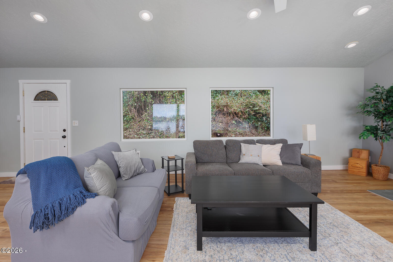 3823 Yaquina Bay Road Newport, OR 97365 - Photo 12 of 68 Web-10