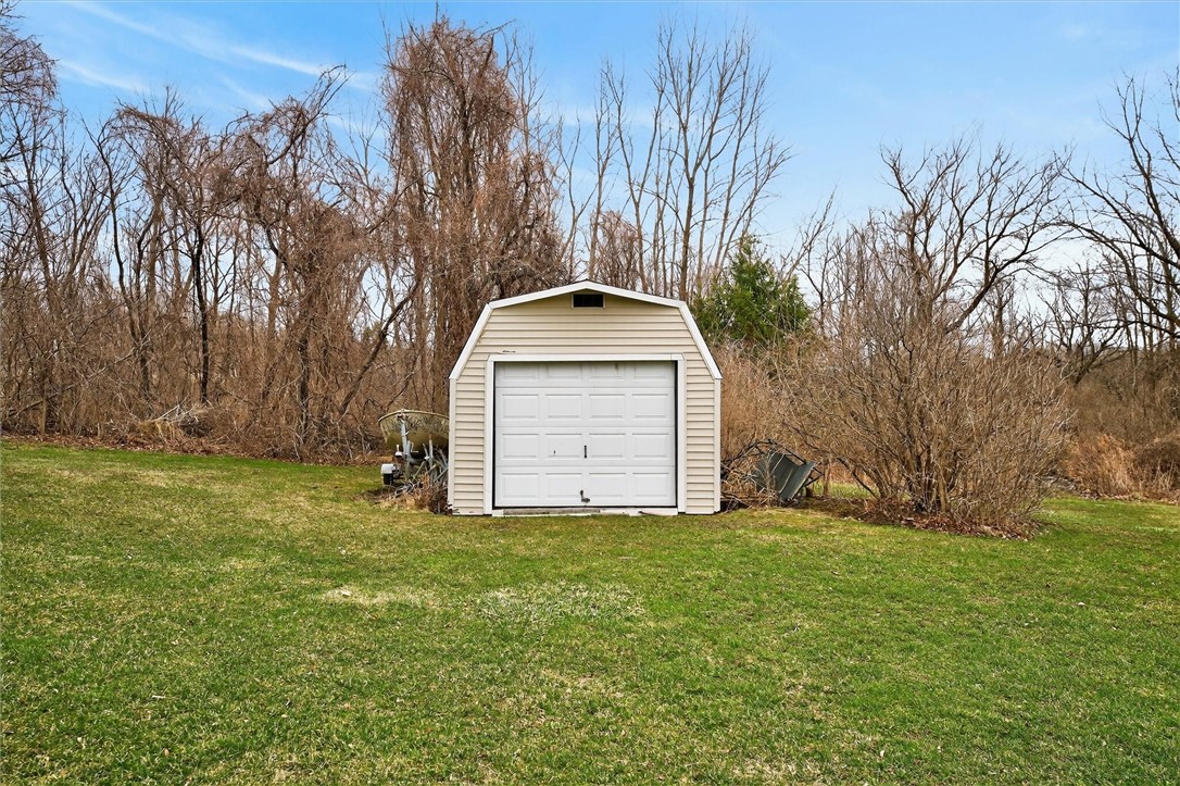 7475 Gauss Road East Bloomfield, NY 14469 - Photo 11 of 50