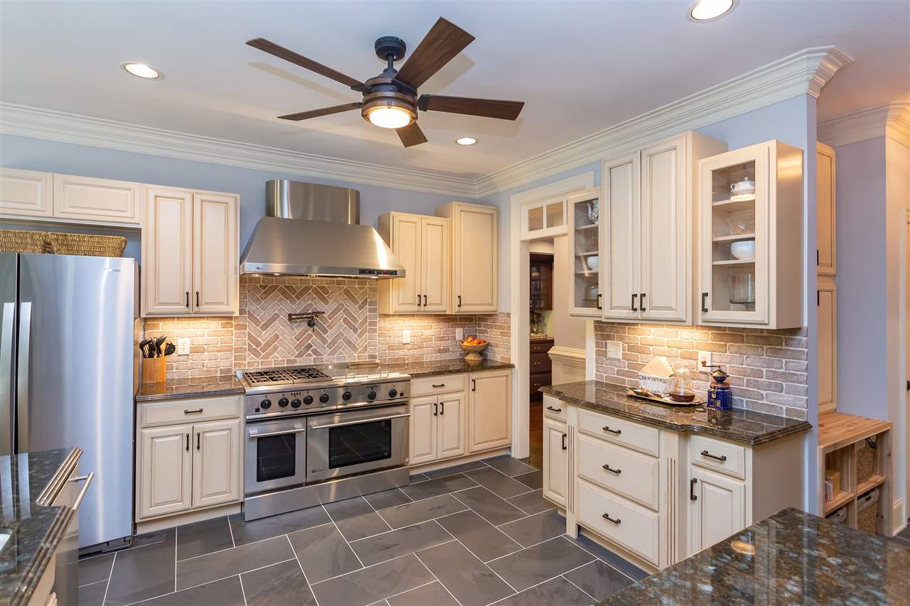 7212 Sparhawk Road Wake Forest, NC 27587 - Photo 10 of 30 Kitchen