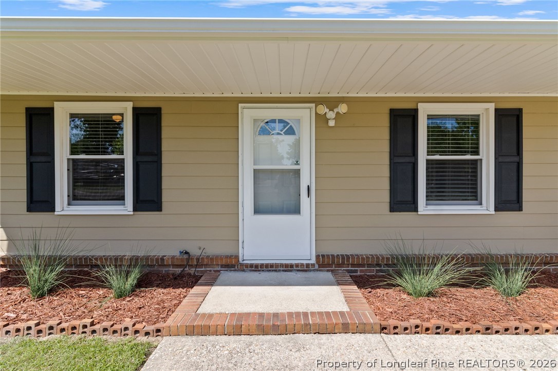 5938 Spinner Road Hope Mills, NC 28348 - Photo 4 of 35