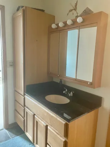 $349,900 | 1122 Bradbury Circle, Carol Stream, IL 60188