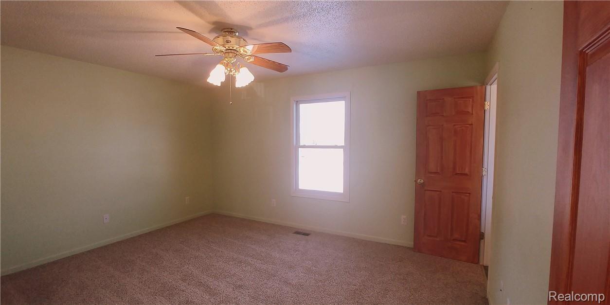 886 Chase Lake Road Howell, MI 48855 - Photo 18 of 52 7. Master Bedroom