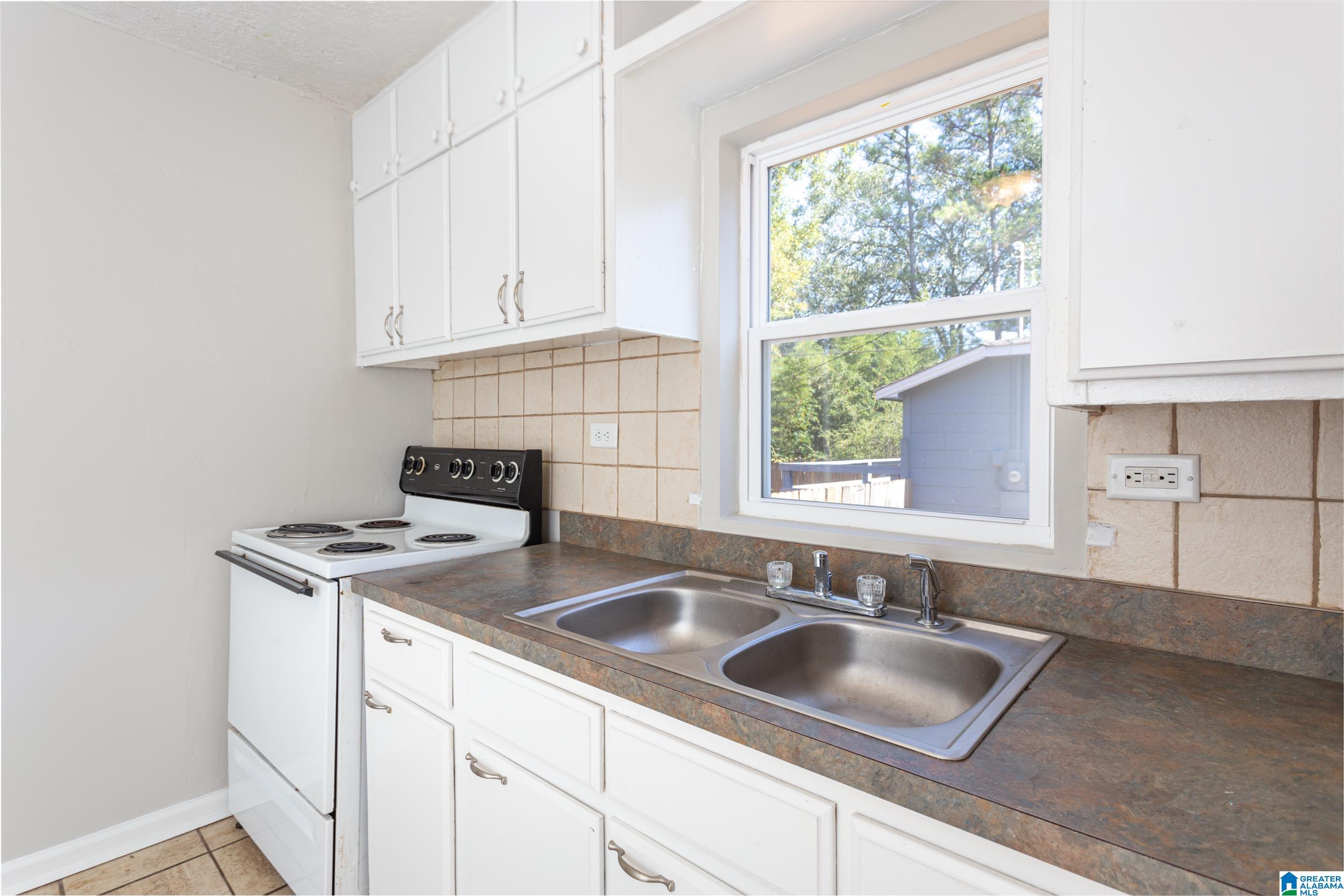 400 Lancaster Street Talladega, AL 35160 - Photo 10 of 26