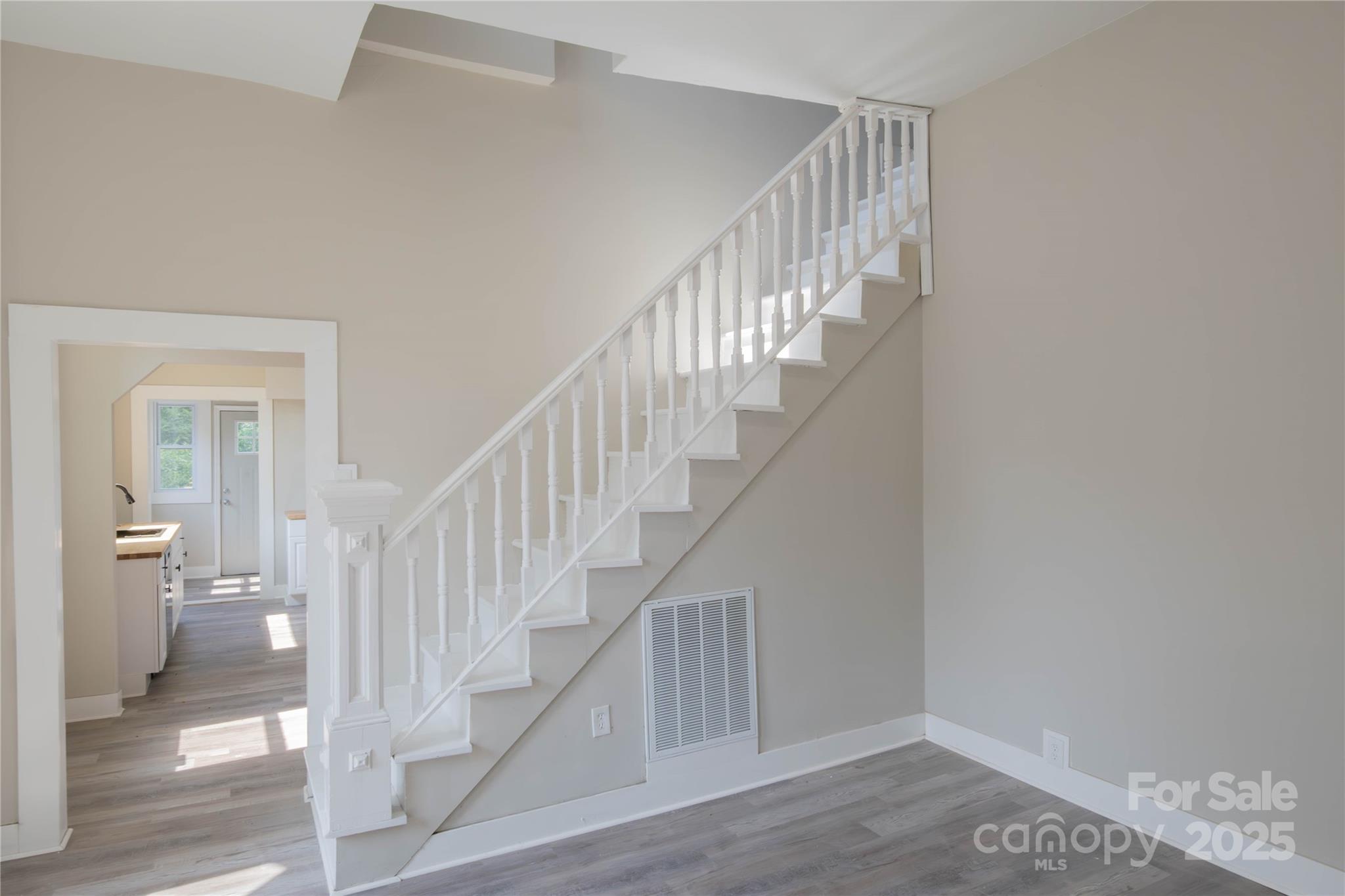 112 Hampton Street Chester, SC 29706 - Photo 12 of 29