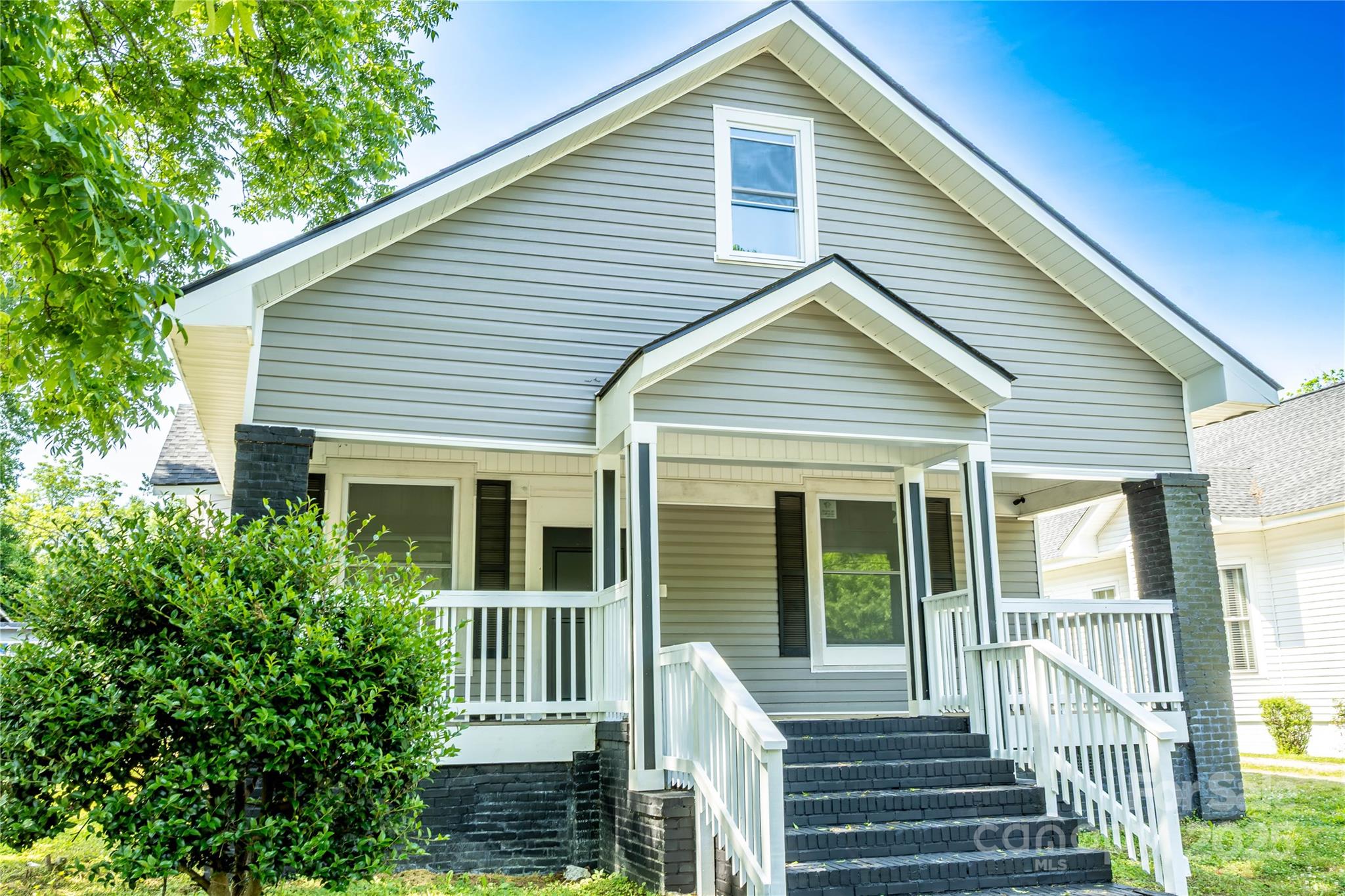 112 Hampton Street Chester, SC 29706 - Photo 4 of 29