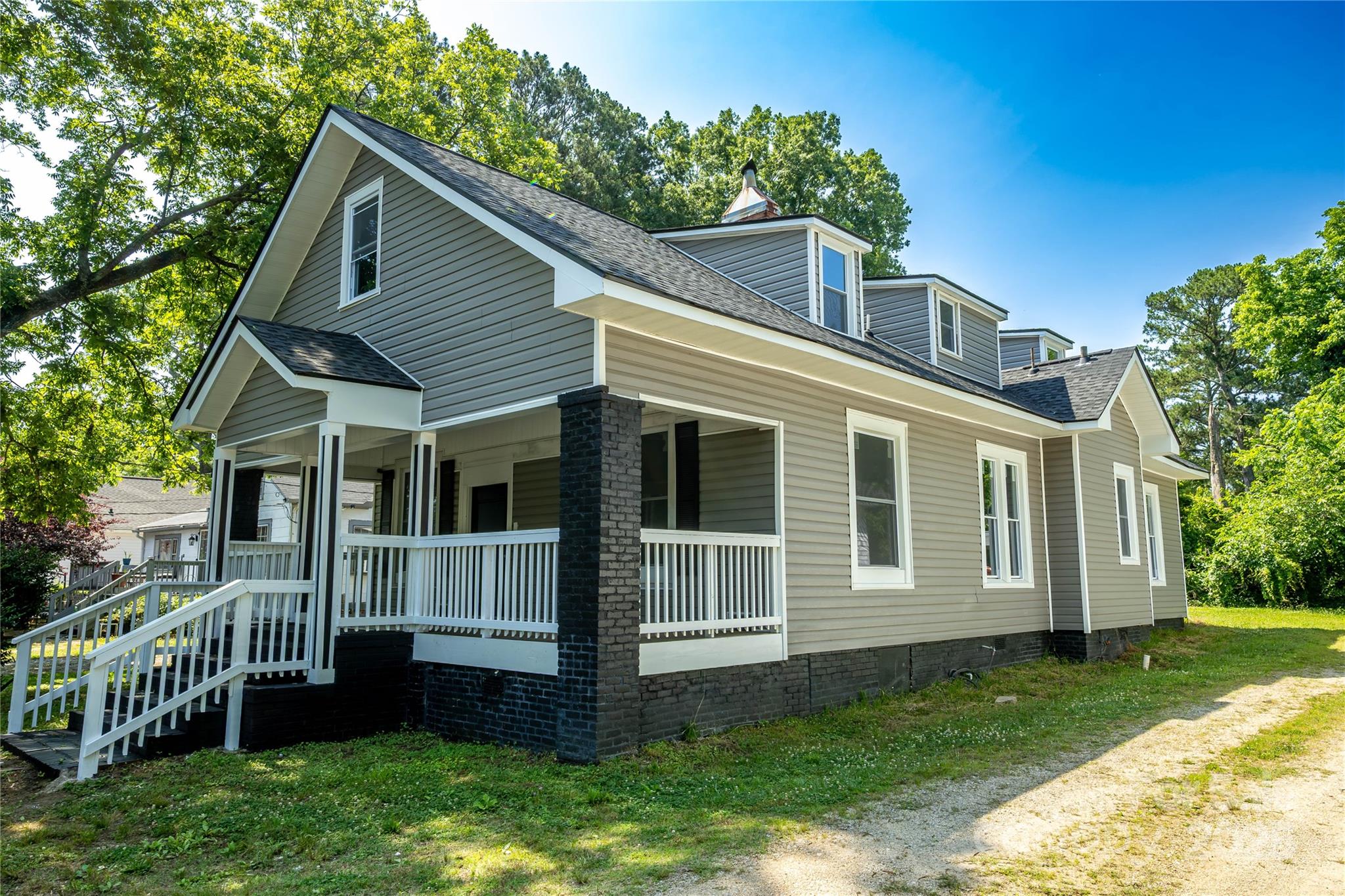 112 Hampton Street Chester, SC 29706 - Photo 5 of 29