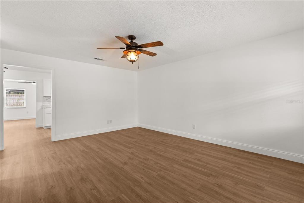 210 Kensington Road DeLand, FL 32724 - Photo 5 of 30