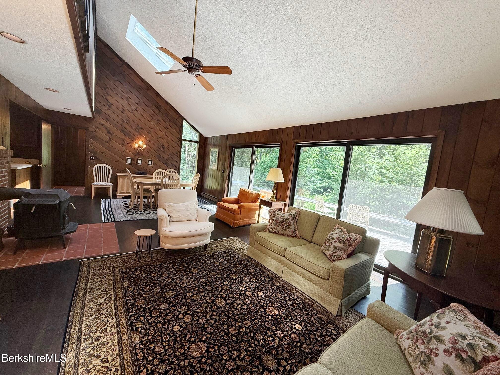 841 Moberg Road Becket, MA 01223 - Photo 4 of 18 Great Room