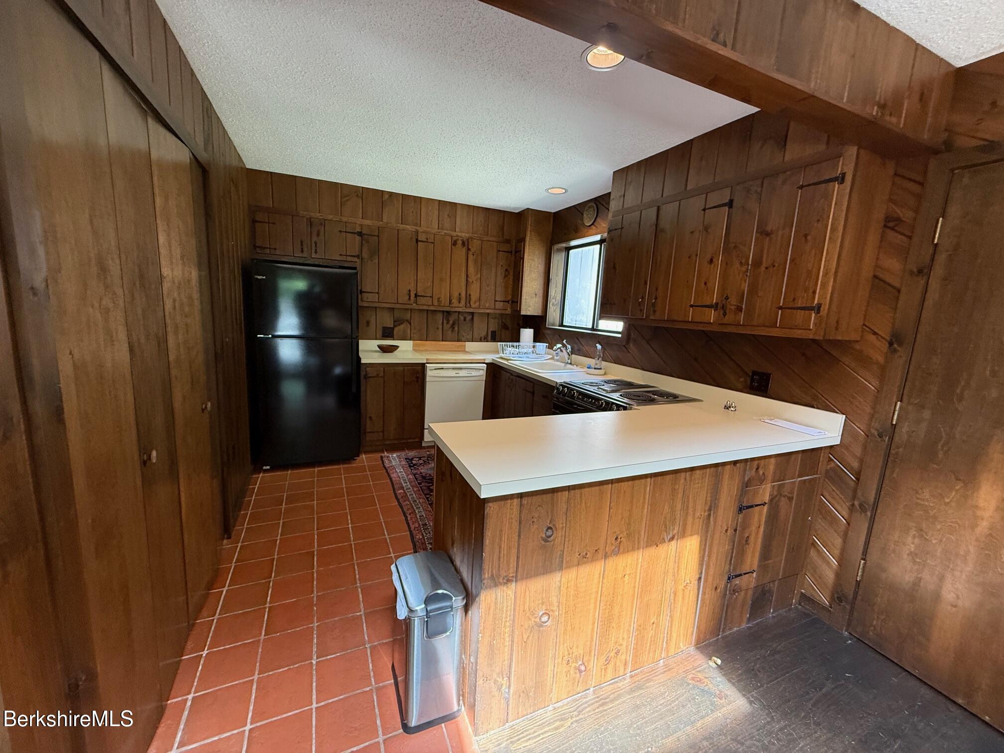 841 Moberg Road Becket, MA 01223 - Photo 8 of 18 Kitchen