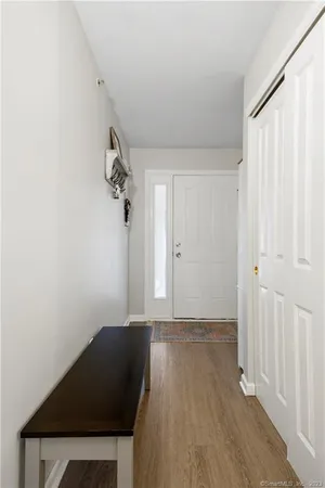 $2,600 | 3250 Fairfield Avenue, Unit 211, Bridgeport, CT 06605