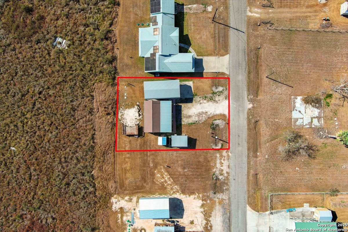 129-131 Ling Road Rockport, TX 78382 - Photo 37 of 38 view of a bathroom