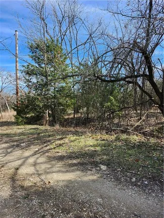 $13,500 | 10 Scenic Valley Drive, Linn Valley, KS 66040