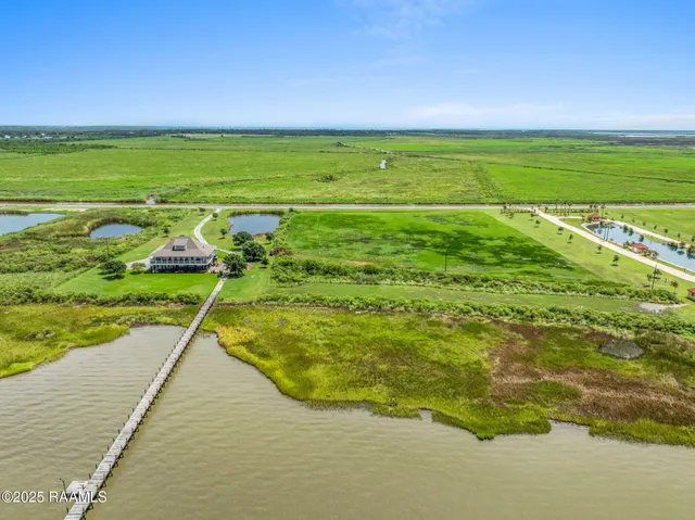 $335,000 | 0 Calcasieu Lake Drive, Lake Charles, LA 70607