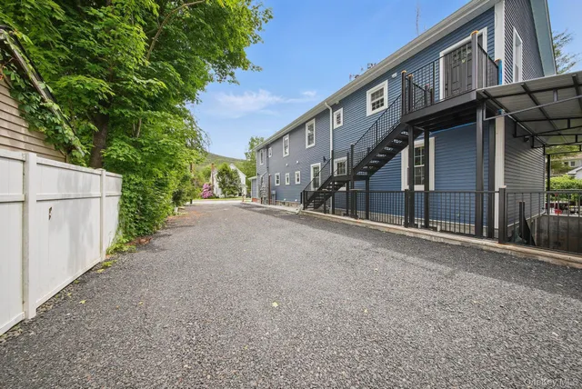 $1,750 | 14 Yankee Place, Unit 4, Ellenville, NY 12428