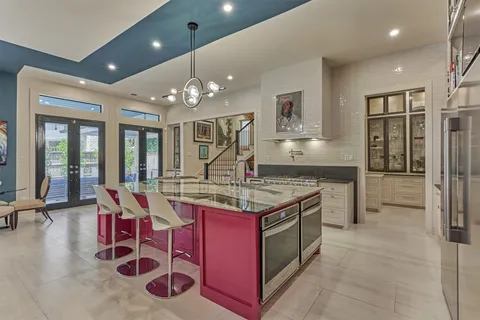 $1,795,000 | 15 Atrium Woods Court, The Woodlands, TX 77381