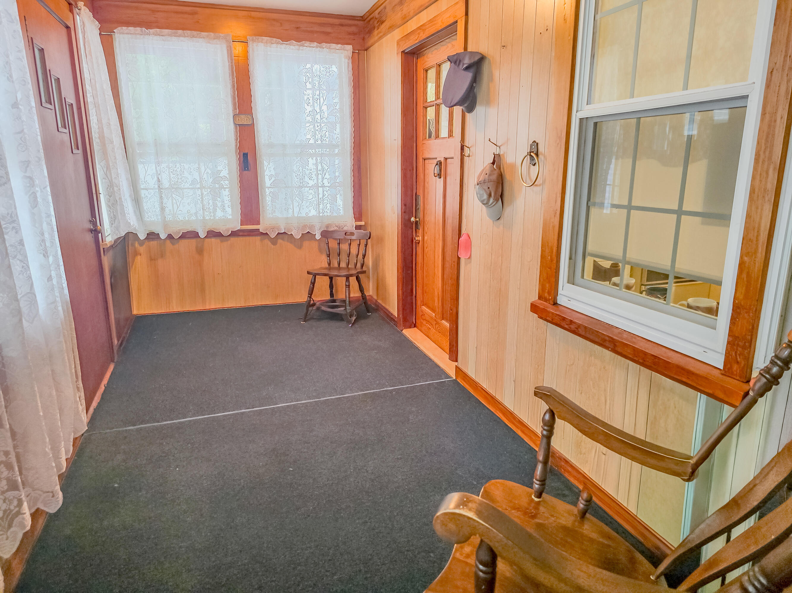 473 South Main Street Brewer, ME 04412 - Photo 7 of 64 entry way