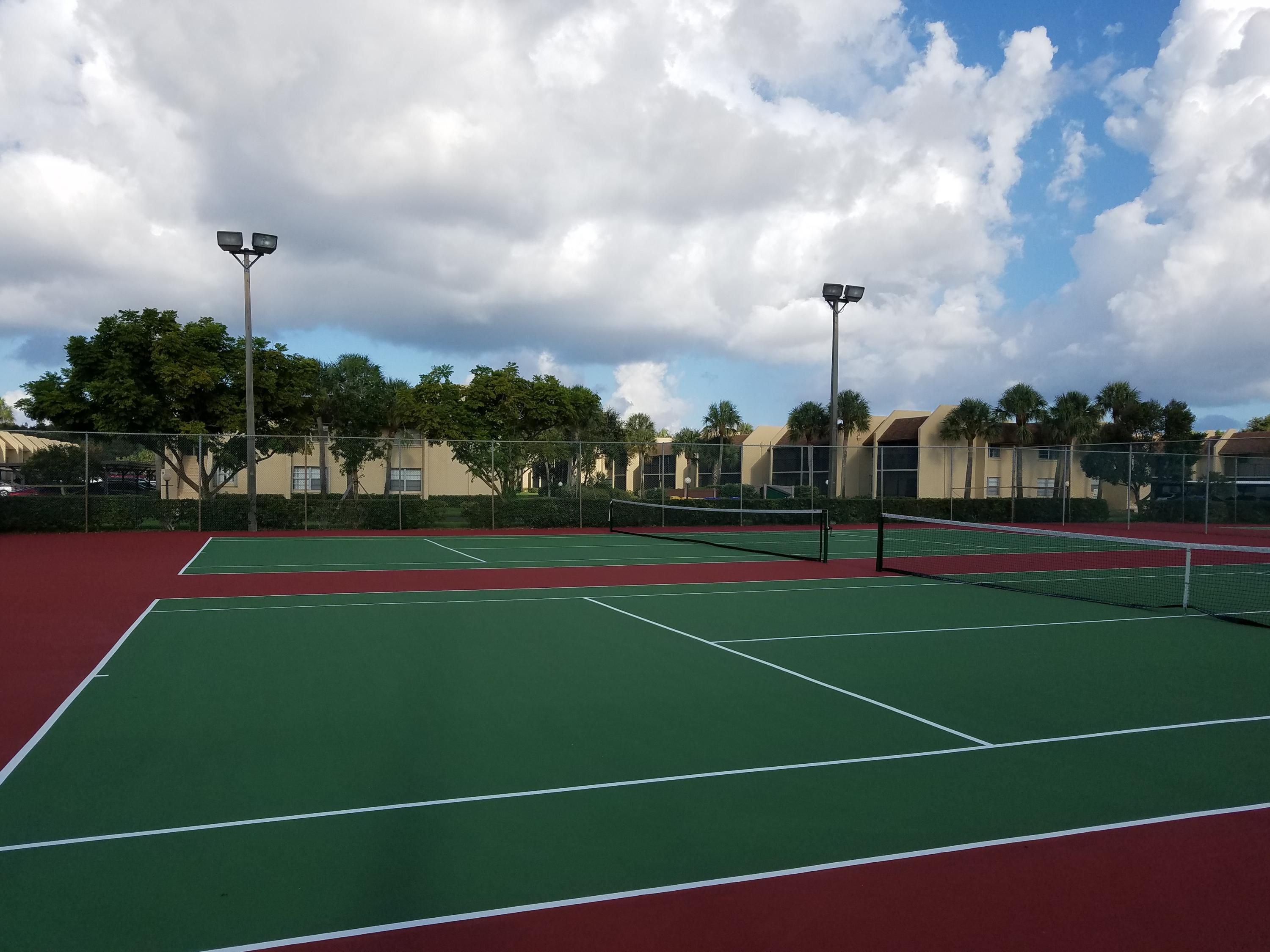 172 Fanshaw East Boca Raton, FL 33434 - Photo 11 of 13 Tenniscourt