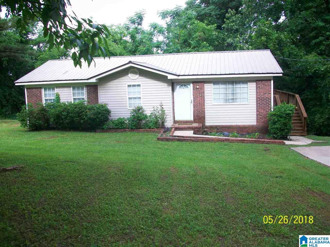 3107 Crest Oval Mountain Road Bessemer, AL 35023 - Photo 2 of 26